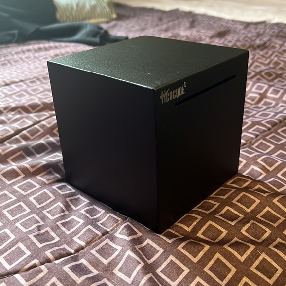 Hicocool Stainless Steel Piggy Bank - Picture 5 of 5